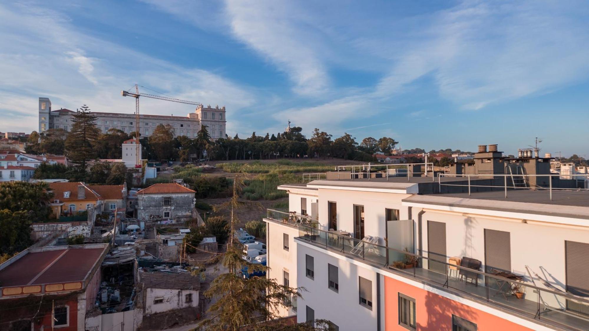 Premium Flat At Ajuda/Belem With Balcony, Parking! Apartment Lisbon Exterior photo